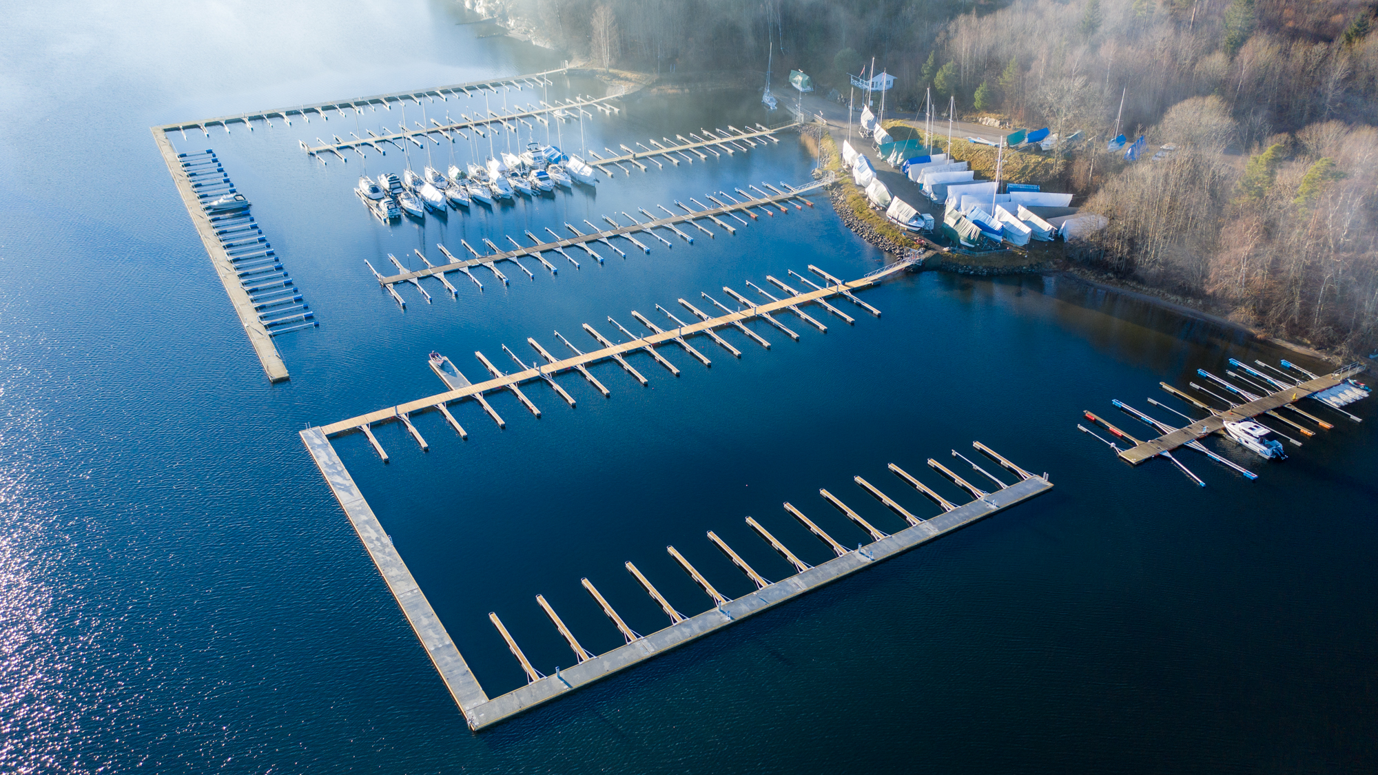 Skal du legge ut flytebrygge? Dette må du vite