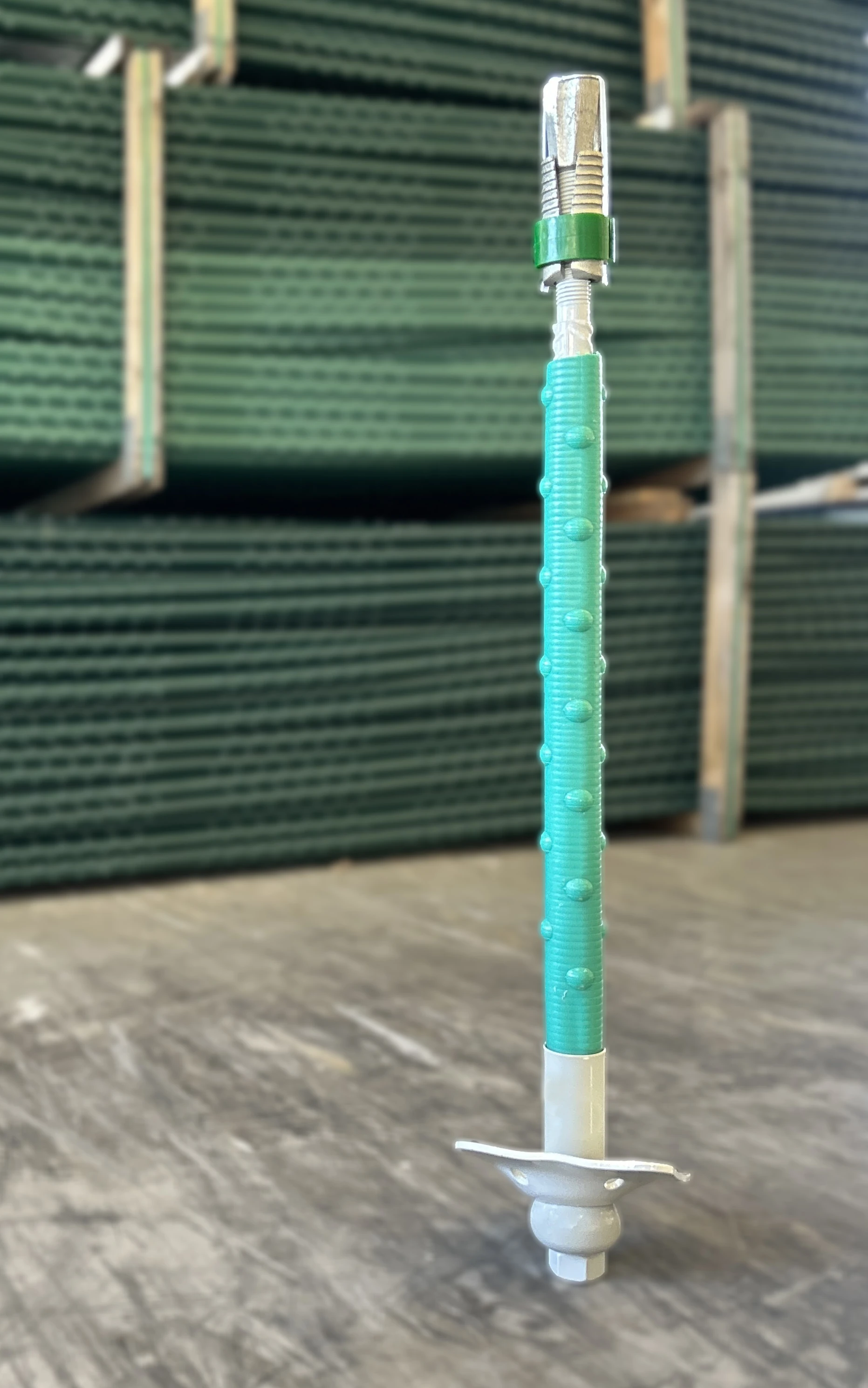 The CT-bolt, made with recycled plastic from rope