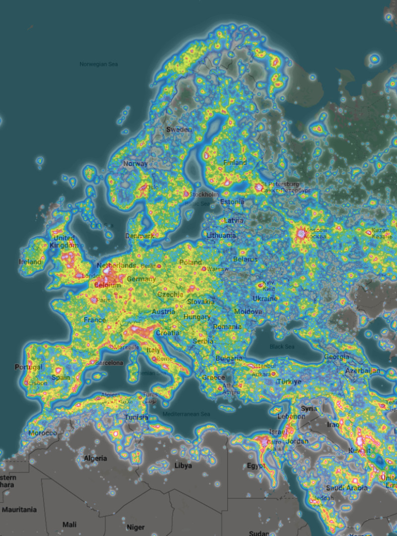 Kart som viser lysforurensning. Foto: Lightpollutionmap.info