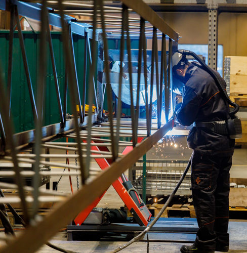 Lokal produksjon hos Saferoad B Berntsen.jpg